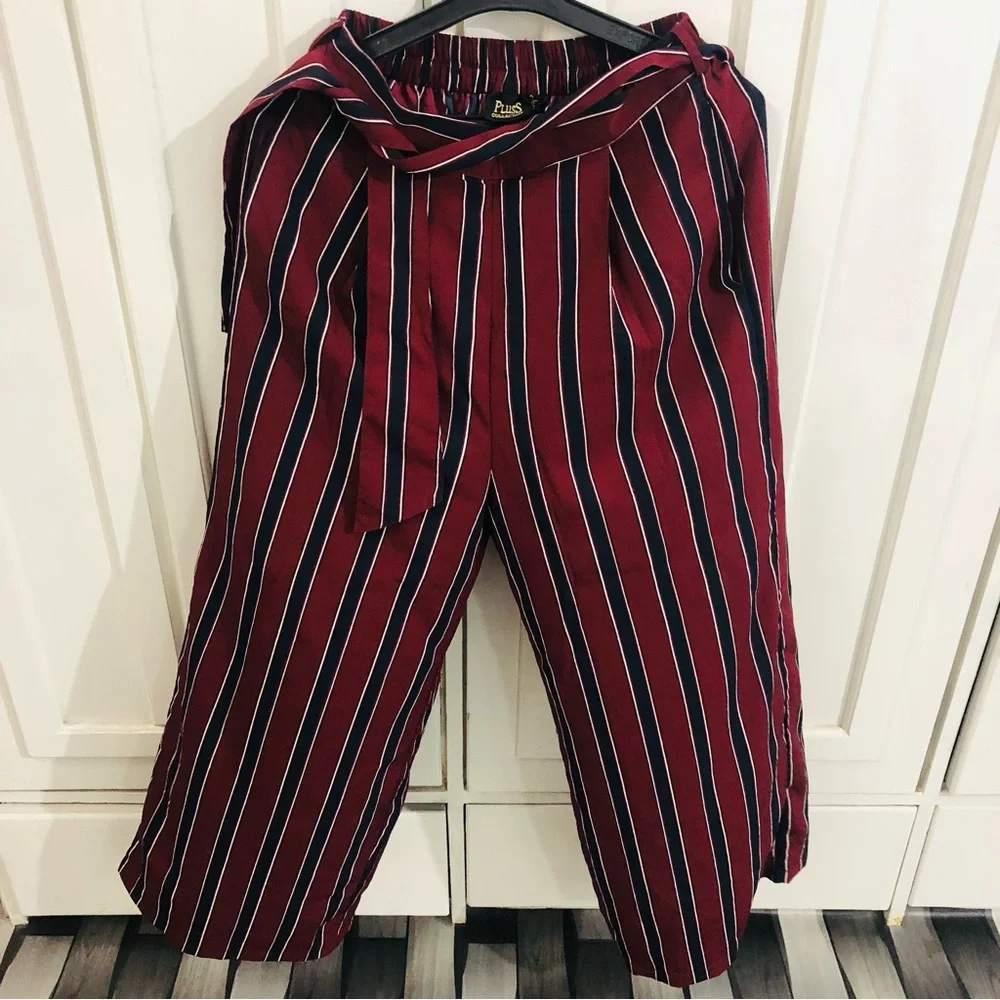 Maroon flared palazzo pants - Picture 6 of 10